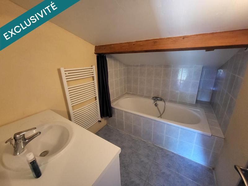 Maison - 335 m² - 14 pièces