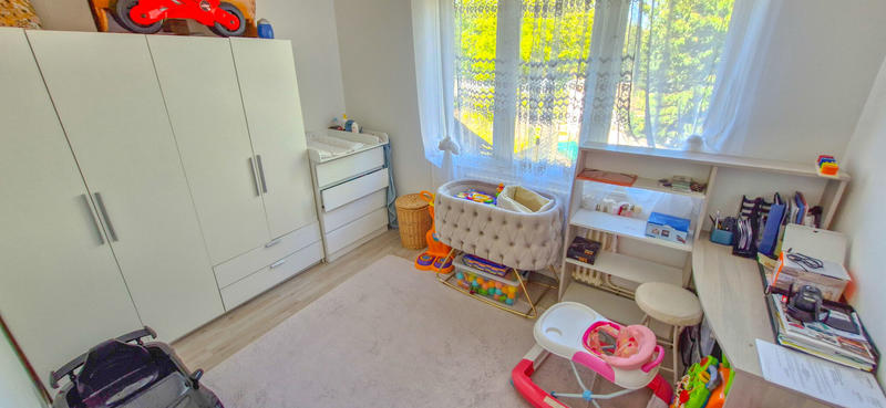 Maison - 178 m² - 10 pièces