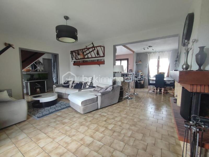 Maison - 140 m² - 5 pièces