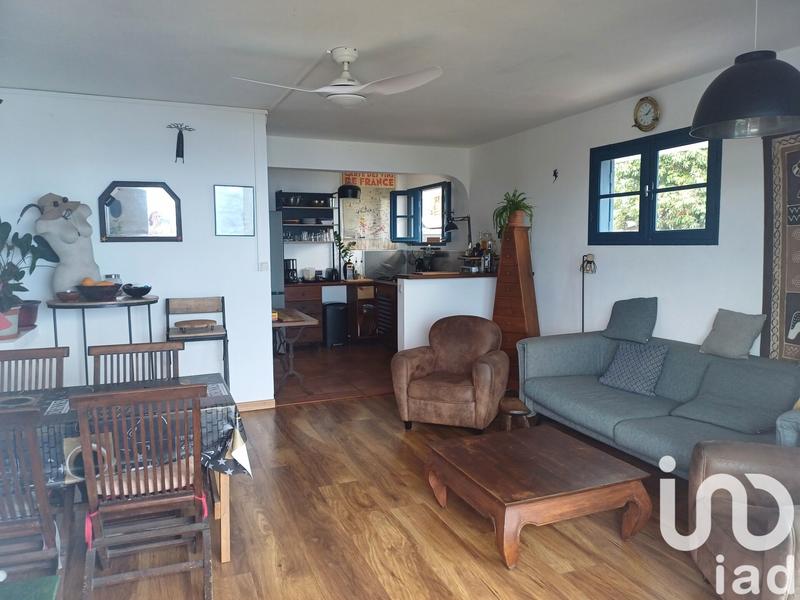 Maison - 104 m² - 4 pièces