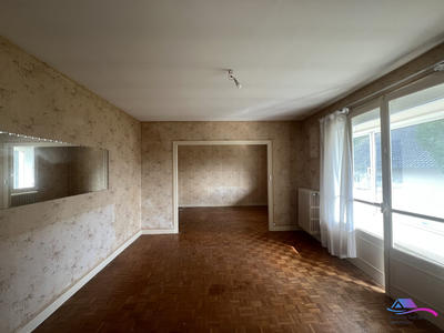 Maison - 122 m² - 4 pièces