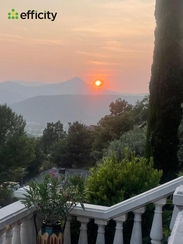 Villa - 168 m² - 6 pièces