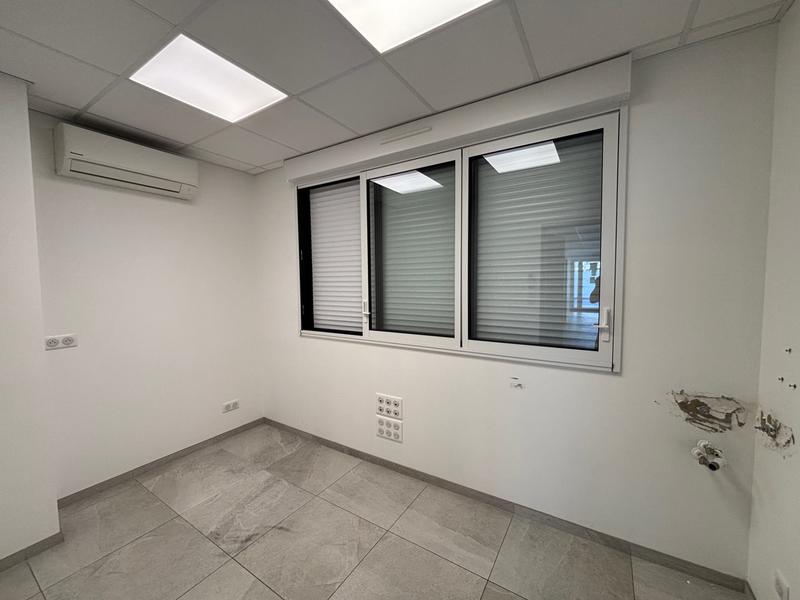 Local commercial - 195 m²