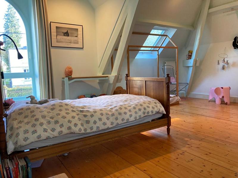 Demeure - 184 m² - 6 pièces