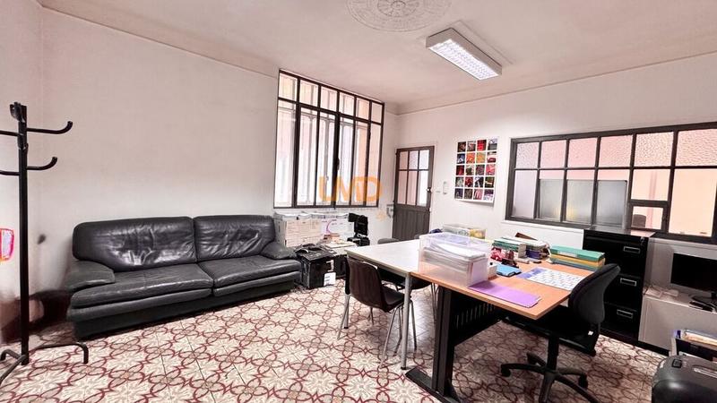 Immeuble - 264 m² - 14 pièces