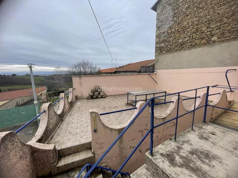 Maison - 220 m² - 12 pièces