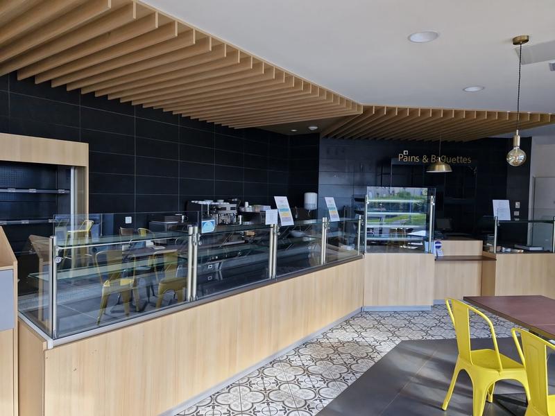 Local commercial - 200 m²