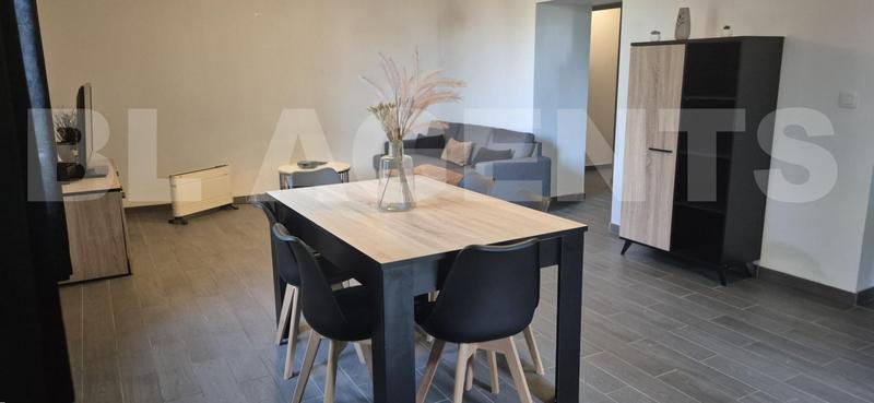 Maison - 650 m² - 20 pièces