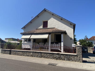 Maison - 127 m² - 6 pièces