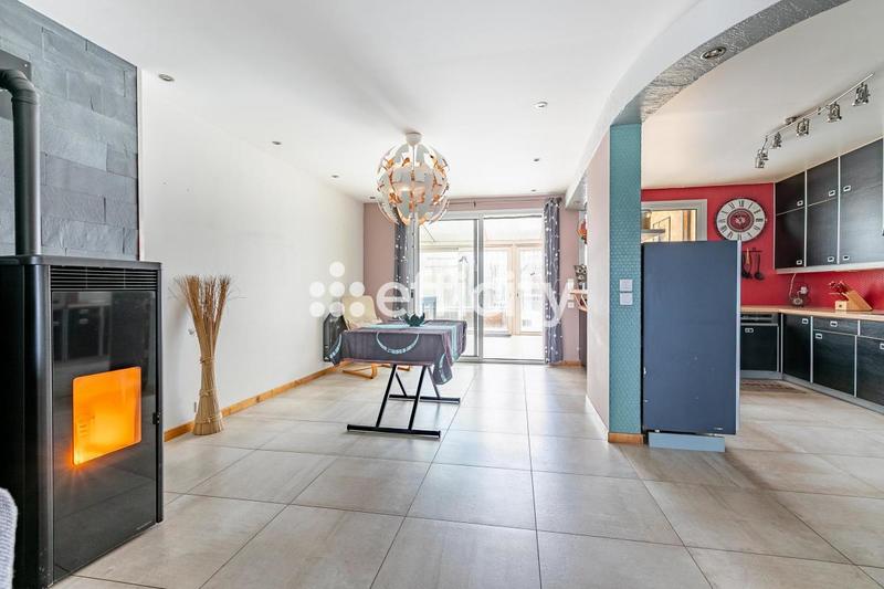 Maison - 133 m² - 6 pièces