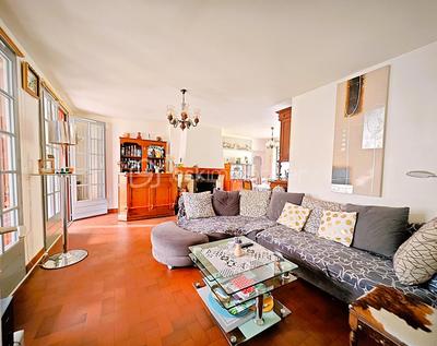 Pavillon - 120 m² - 5 pièces