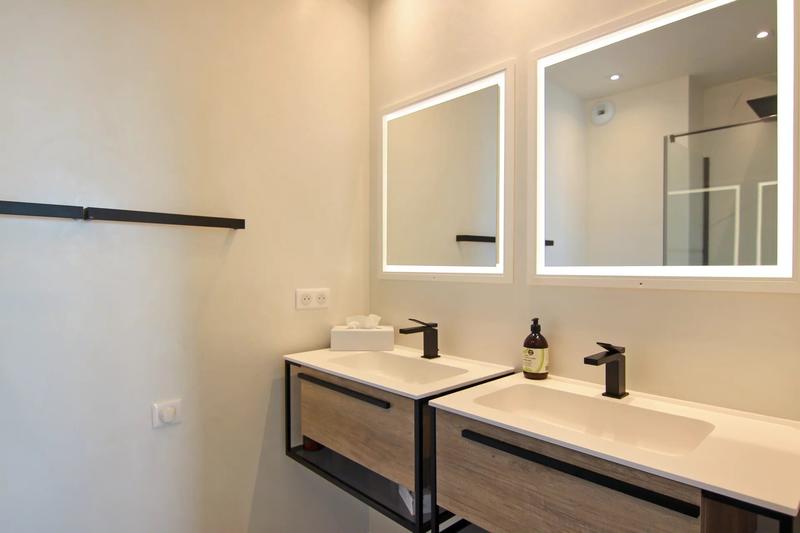 Appartement - 148 m² - 5 pièces