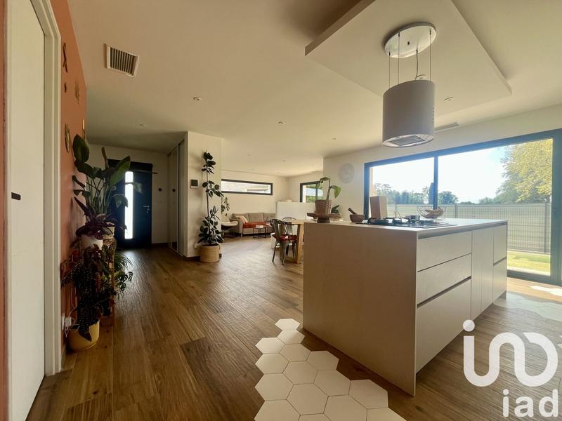 Maison - 123 m² - 5 pièces