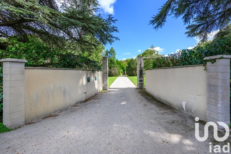 Maison - 498 m² - 13 pièces