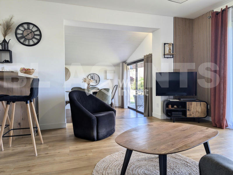 Maison - 80 m² - 4 pièces