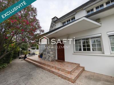 Maison de ville - 154 m² - 6 pièces