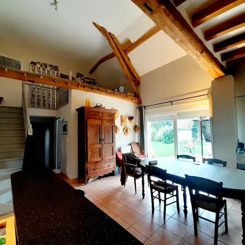 Maison ancienne - 173 m² - 6 pièces