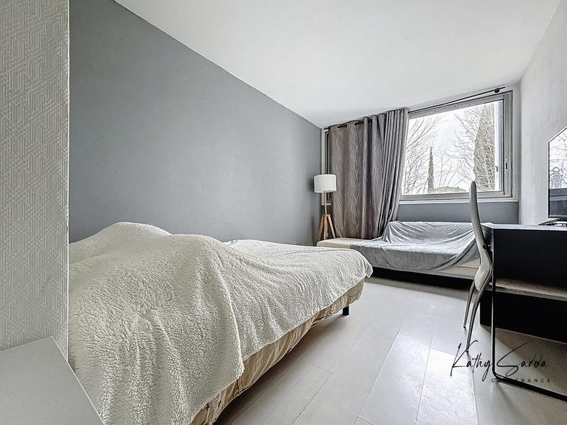 Appartement - 83 m² - 3 pièces