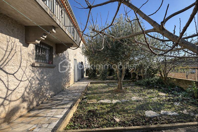 Maison traditionnelle - 175 m² - 7 pièces