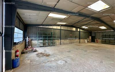 Local d'activité / Entrepôt - 380 m²