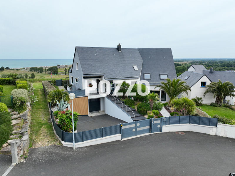 Maison - 292 m² - 10 pièces