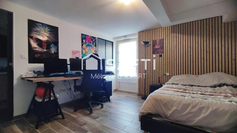 Maison - 195 m² - 7 pièces