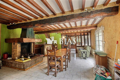 Maison - 130 m² - 8 pièces