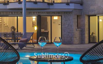 Maison contemporaine - 240 m² - 9 pièces