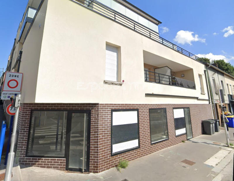Local commercial - 120 m²
