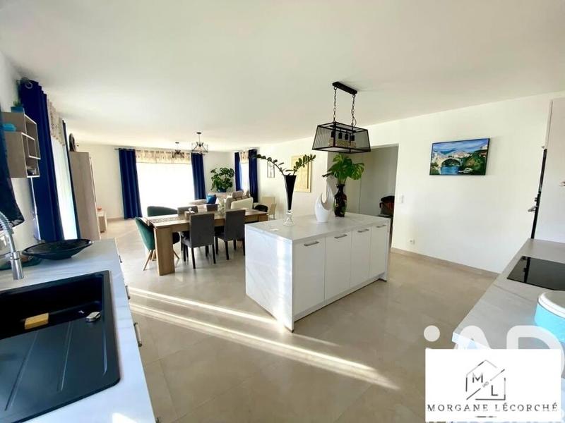 Maison - 128 m² - 4 pièces