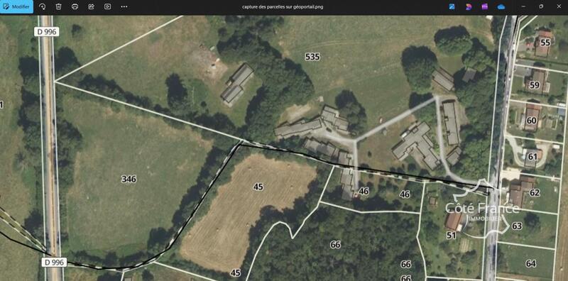 Propriété - 350 m² - 20 pièces