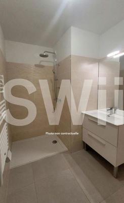 Immeuble - 71 m² - 3 pièces