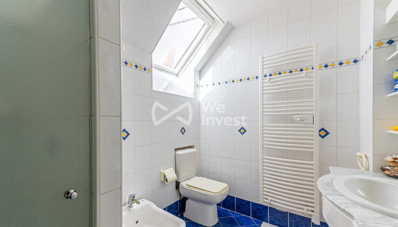 Maison ancienne - 208 m² - 9 pièces