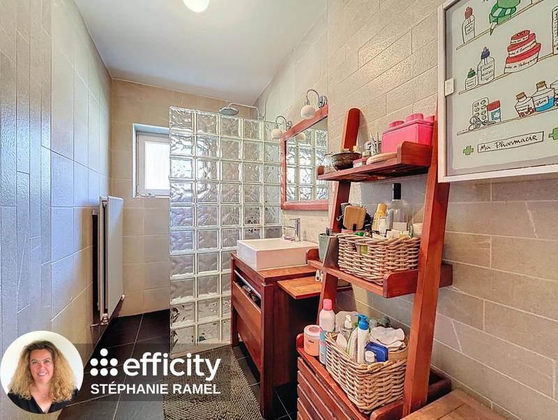 Appartement - 94 m² - 4 pièces