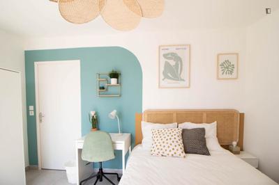 Chambre - 11 m² - 5 pièces