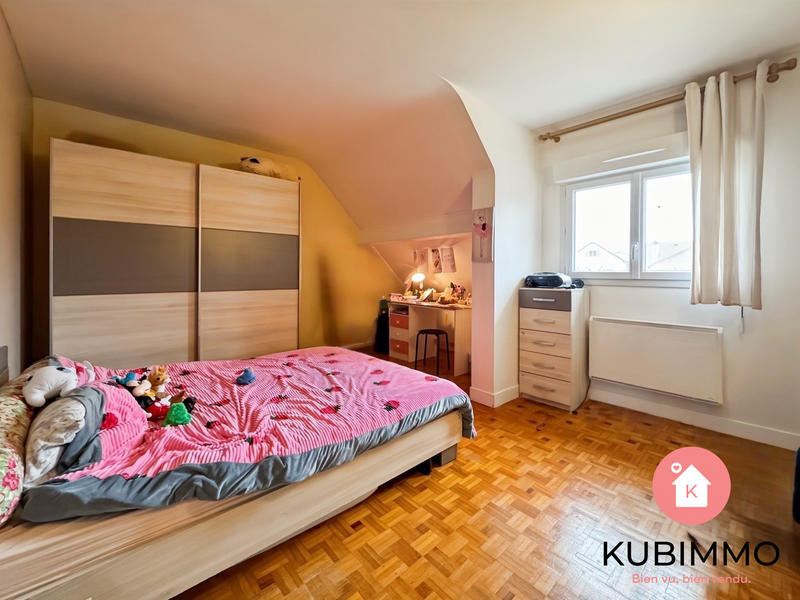 Maison - 96 m² - 5 pièces