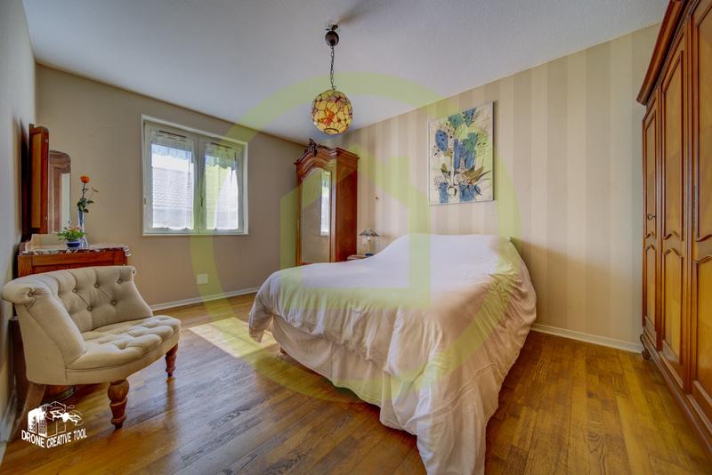 Maison - 131 m² - 7 pièces