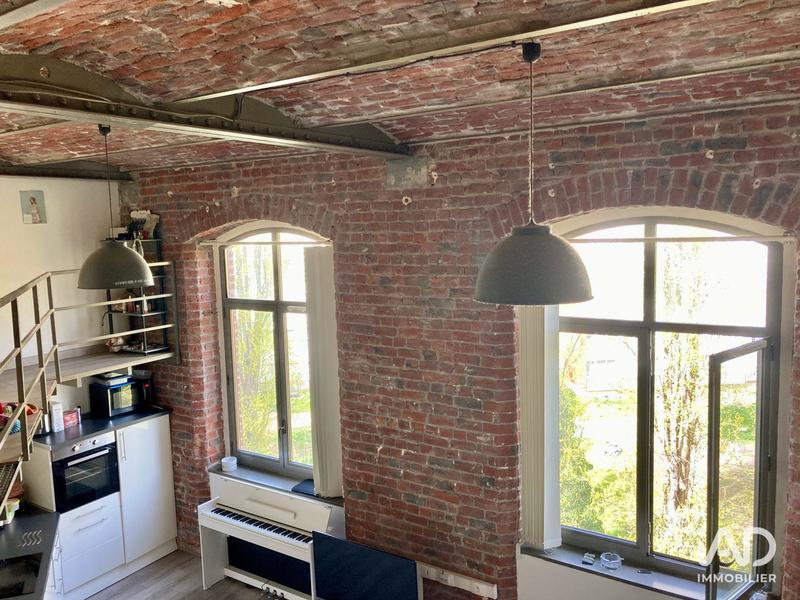 Loft - 70 m² - 2 pièces