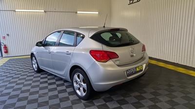 Opel Astra 1.7 Cdti 110 Ch Fap Enjoy