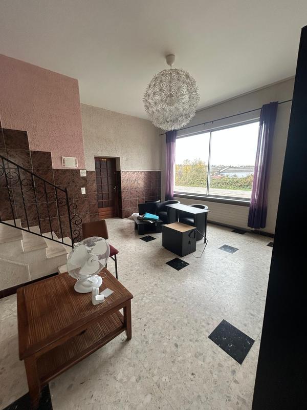 Local commercial - 11 190 m² - 18 pièces