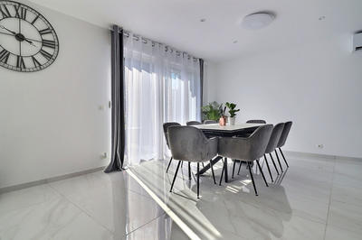 Maison - 119 m² - 6 pièces