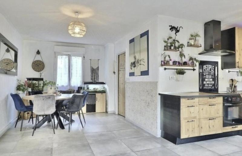 Maison - 106 m² - 6 pièces