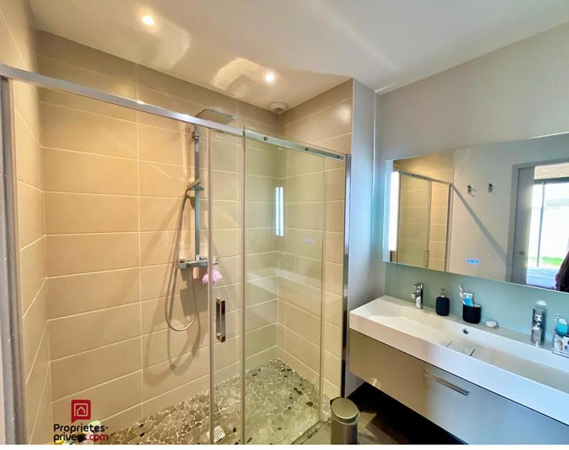 Maison - 170 m² - 6 pièces