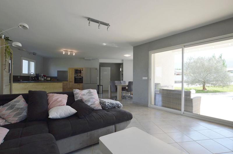 Villa - 137 m² - 7 pièces