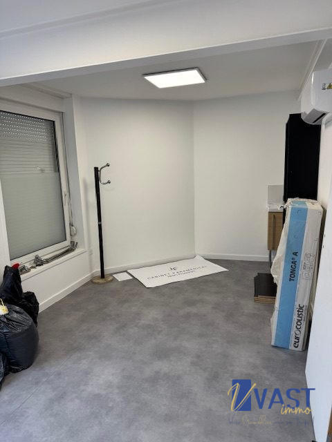 Local d'activités - 47 m² - 3 pièces