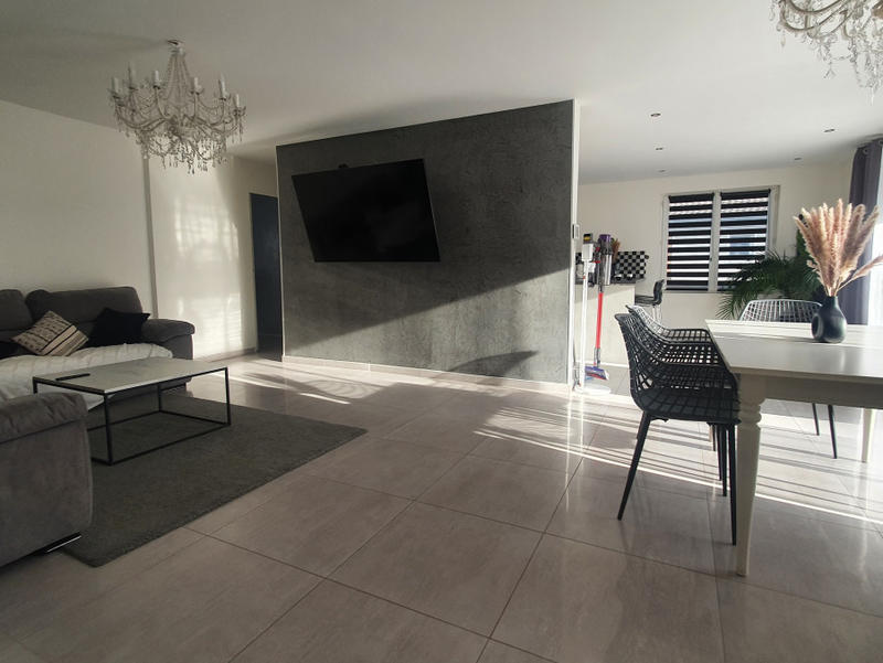 Maison - 140 m² - 6 pièces