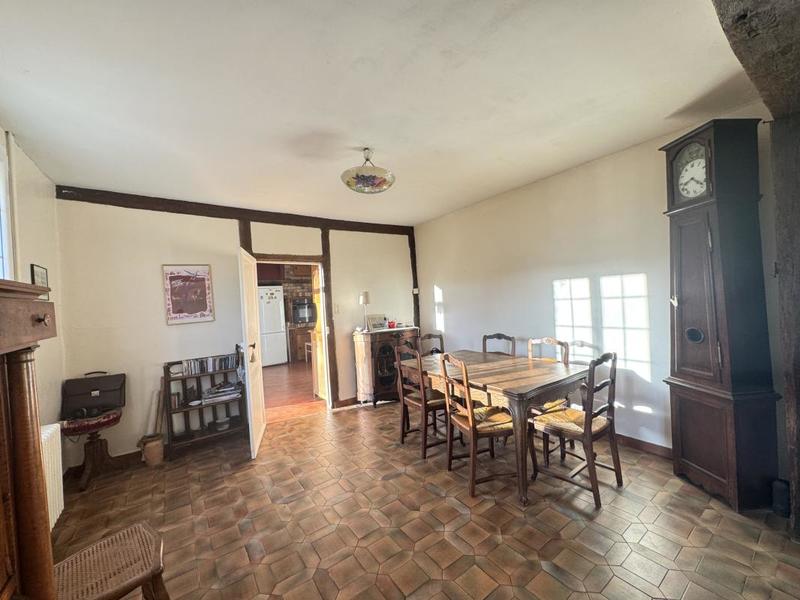 Maison ancienne - 180 m² - 7 pièces