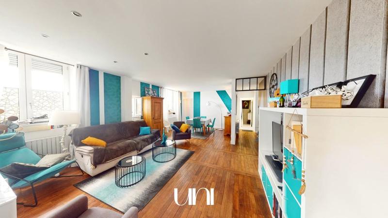 Maison - 422 m² - 12 pièces