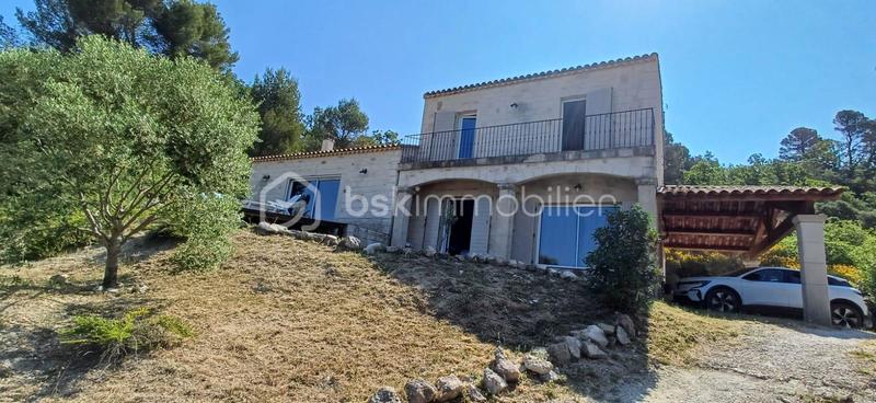 Château - 180 m² - 6 pièces