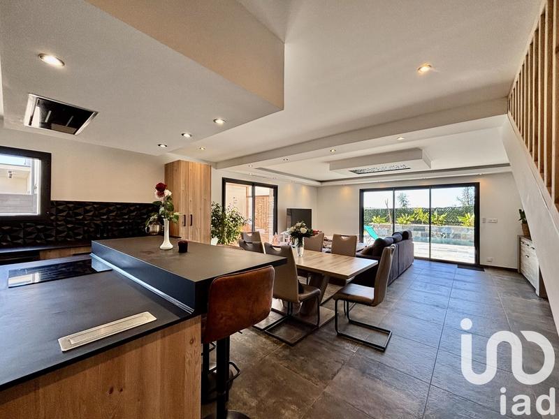 Maison - 130 m² - 5 pièces